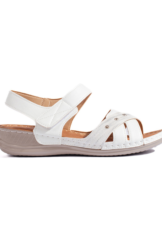 Easy white color sandals  with platform Easy white color sandals  with platform