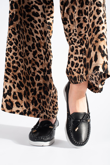 black INomens moccasins 2