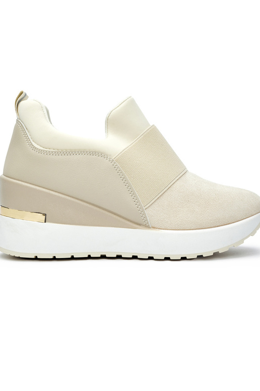 ivory Sneakers model shoes on a Inedge ivory Sneakers model shoes on a Inedge