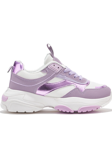 Violet color sports shoes...