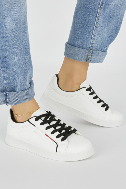 Białe damskie buty sportowe Białe damskie buty sportowe