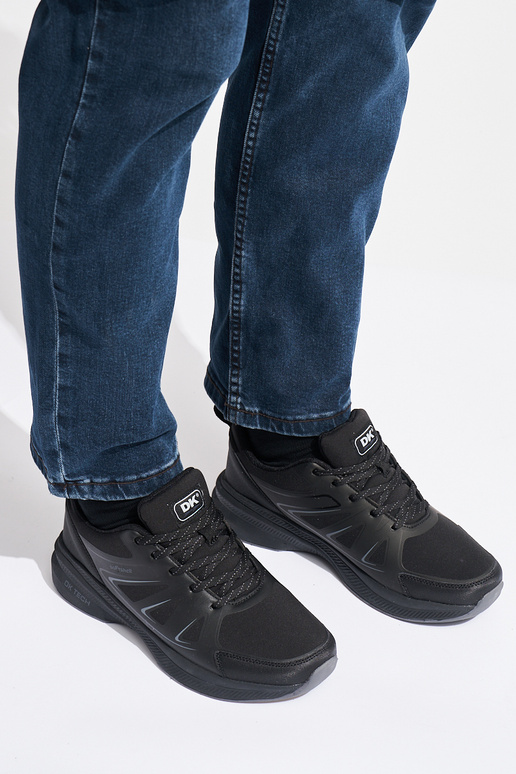 black mens sneakers