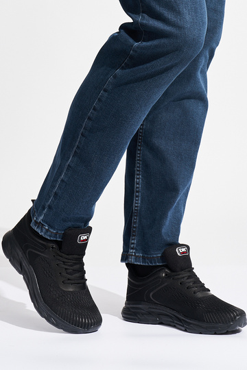 for men black sneakers 2