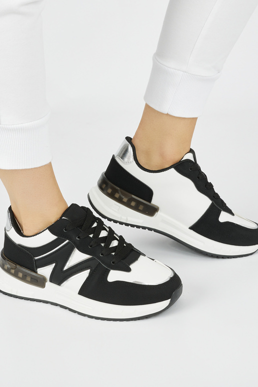 black comfortable Sneakers model shoes