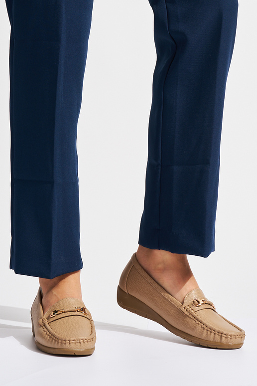 beige INomens moccasins ze zdobieniem