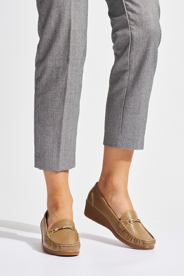 Brązowe ażurowe mokasyny na... 2