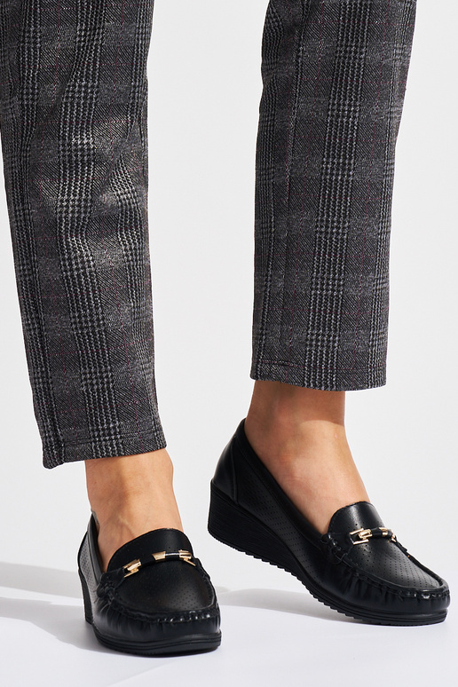 black openInork INomens moccasins on...