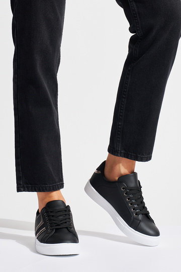 Czarne wygodne buty sportowe 2
