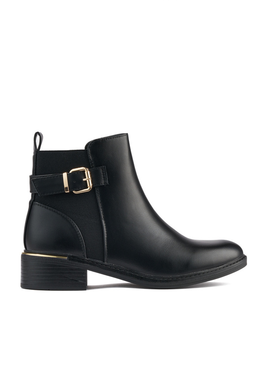The classic model Inomens black boots... The classic model Inomens black boots...