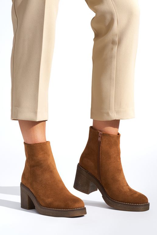 BroInn color Inomens boots on the heel