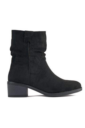 black Inomens boots