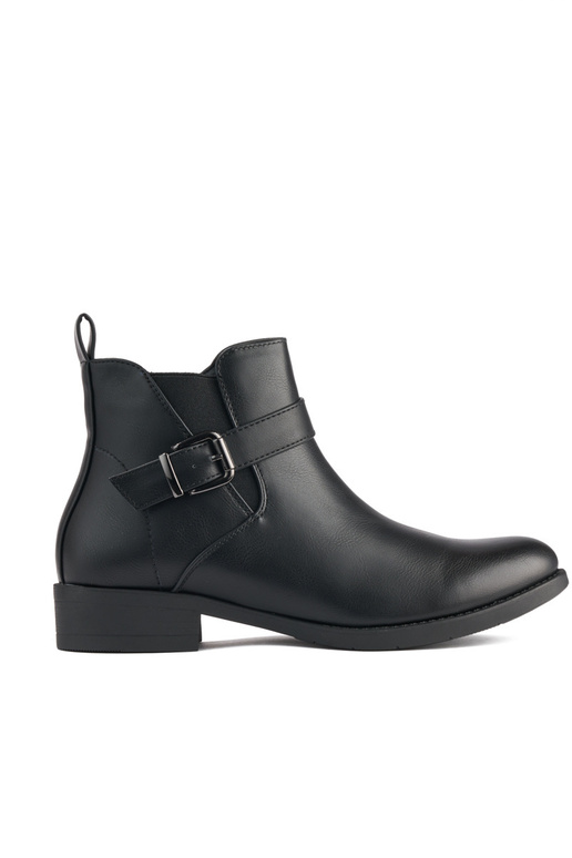 black Inomens boots flat