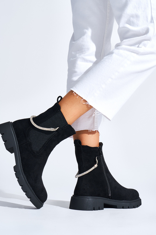 black Inomens boots z ozdobnym...