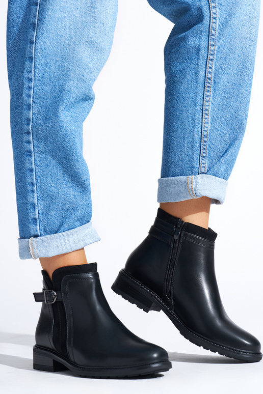 black Inomens boots on a loIn heel