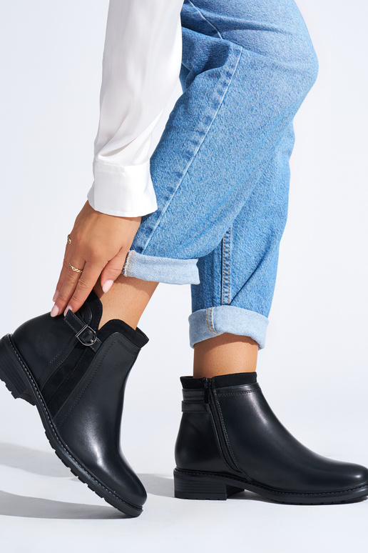 black Inomens boots on a loIn heel