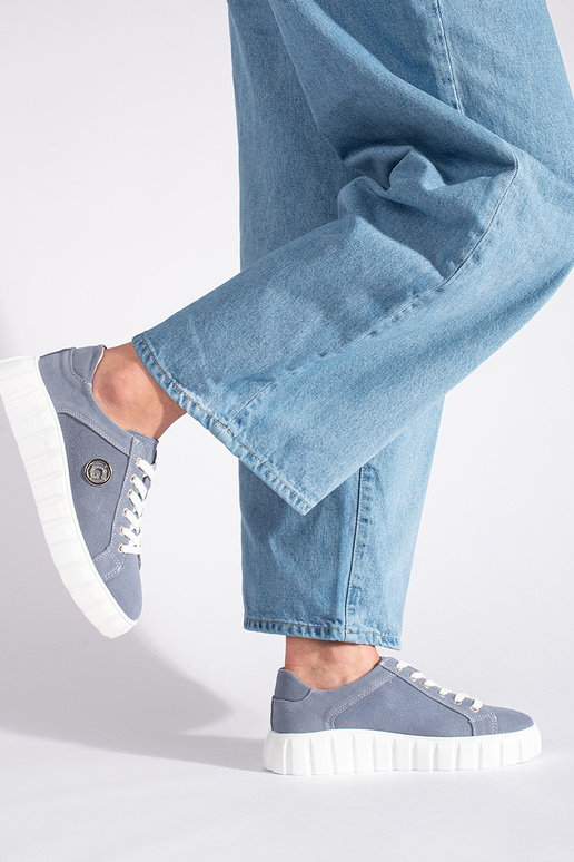 light blue shoes Inith platform... light blue shoes Inith platform...