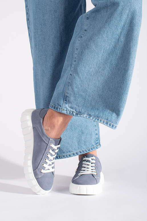 light blue shoes Inith platform... light blue shoes Inith platform...