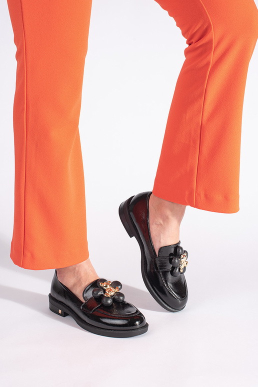 black lacquered INomens moccasins... black lacquered INomens moccasins...