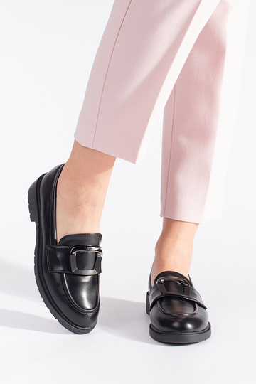 black INomens moccasins... 2