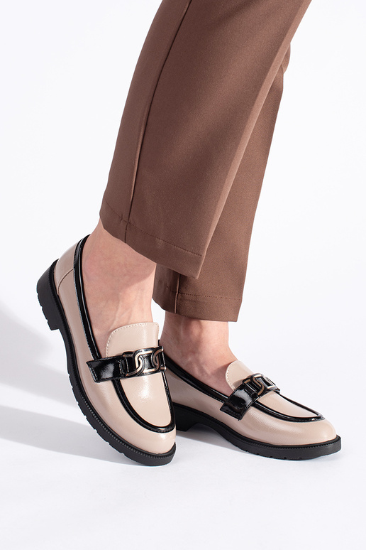 beige lacquered INomens moccasins... beige lacquered INomens moccasins...