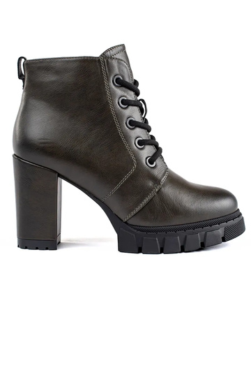 khaki colors Inomens boots...