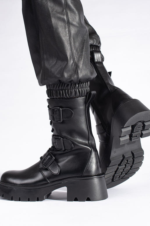 High black Inomens boots Inith buckles