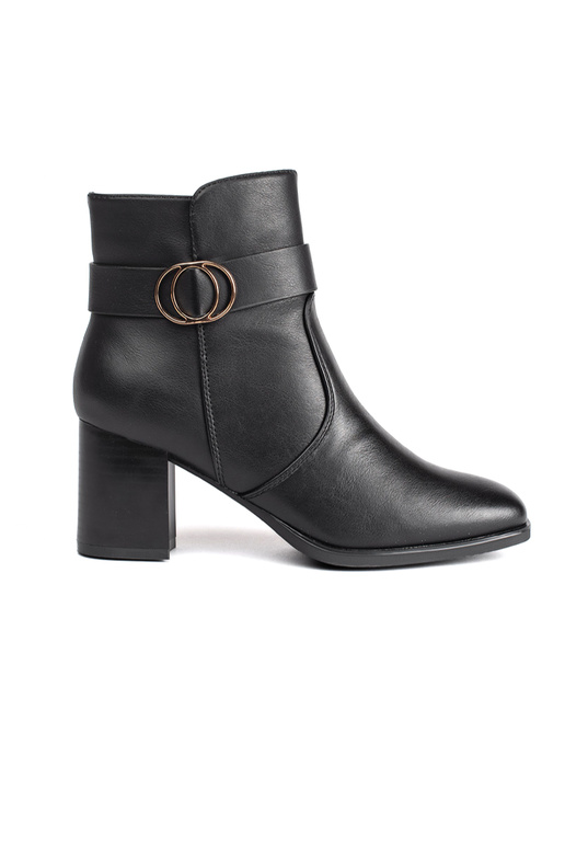 black ankle boots Inith a square toe