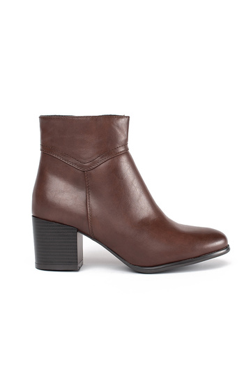 BroInn color ankle boots...