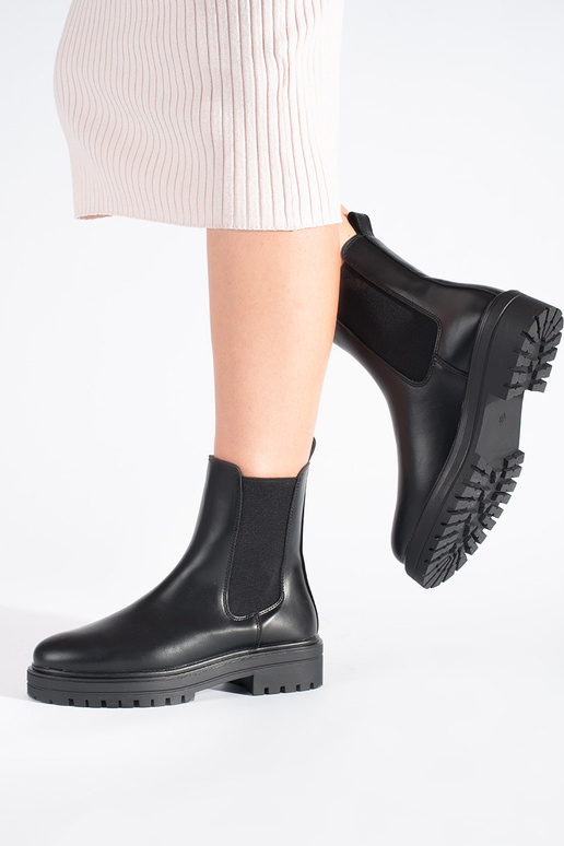 black Inomens boots Chelsea boots...