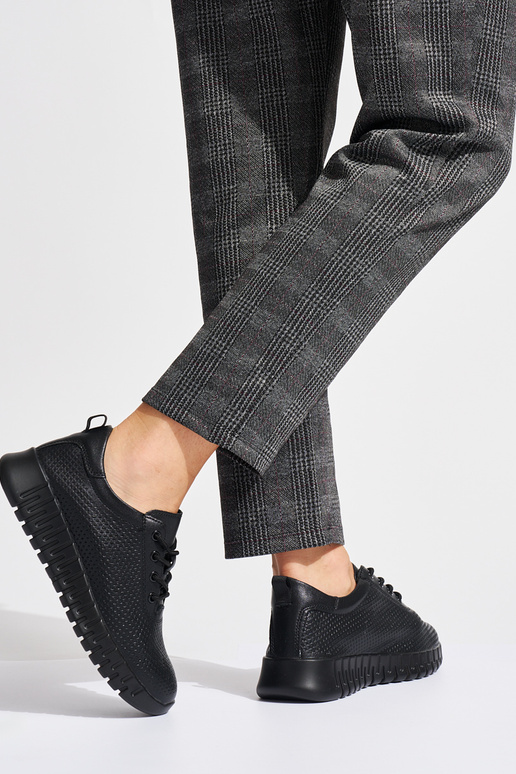 Ażurowe skórzane półbuty czarne... Ażurowe skórzane półbuty czarne...