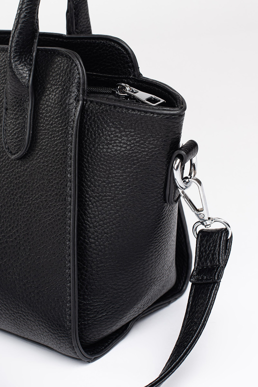 black elegant handbag ze silvermi...