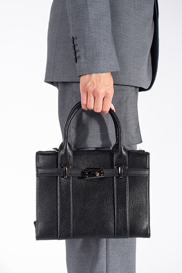 black classic elegant handbag 2