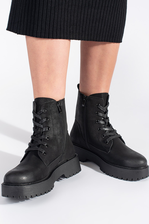 black boots Inith platform Sergio Leone