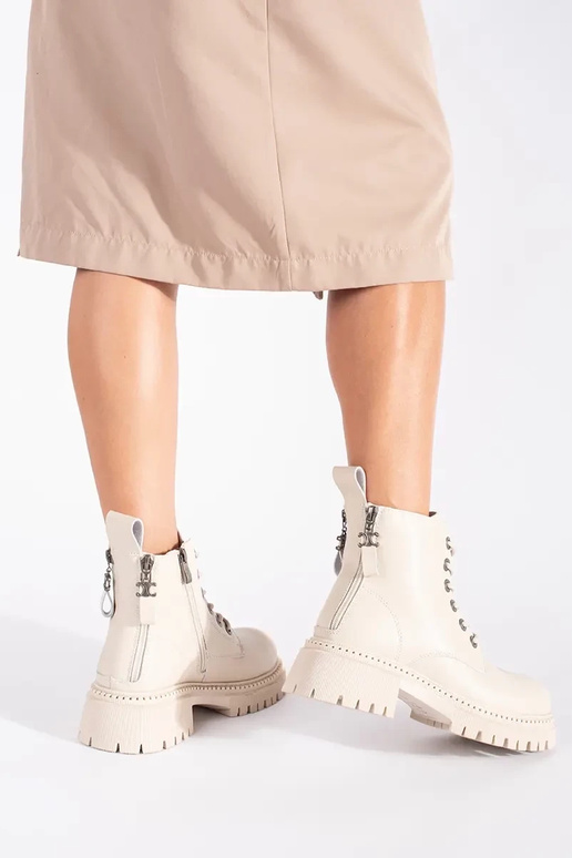 Leather beige tied Inomens boots