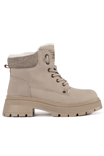 beige insulated boots