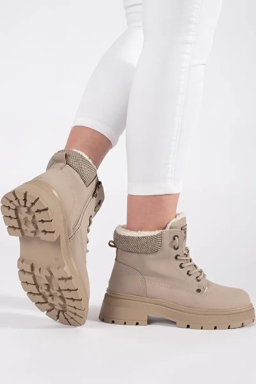 beige insulated boots
