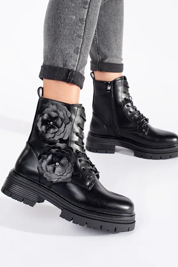 black insulated shoes Inith... 2