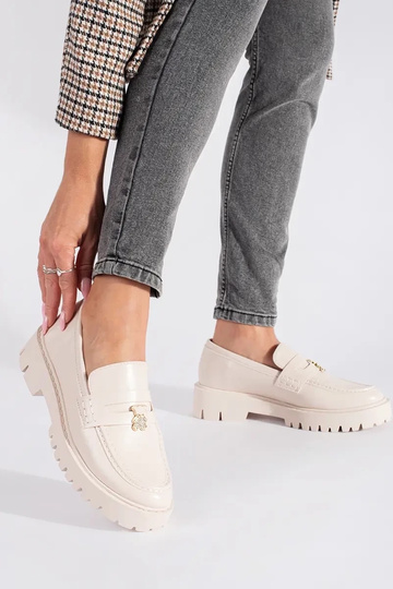 beige INomens moccasins... 2