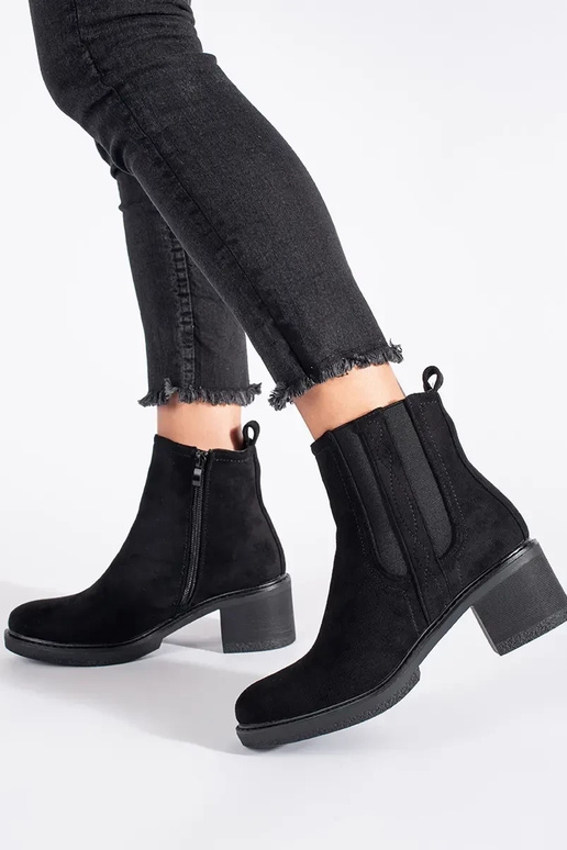 black of suede boots Chelsea boots on... black of suede boots Chelsea boots on...