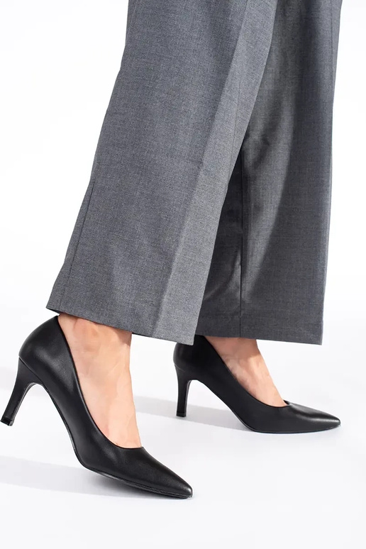 The classic model elegant black High... The classic model elegant black High...