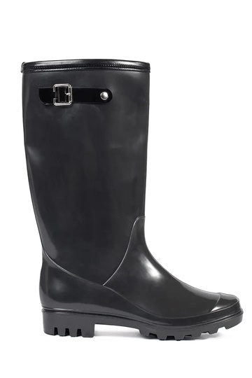 Black patent rubber boots