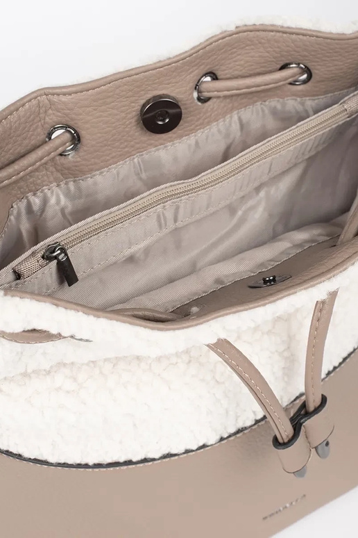 Elegant handbag with fur in ivory