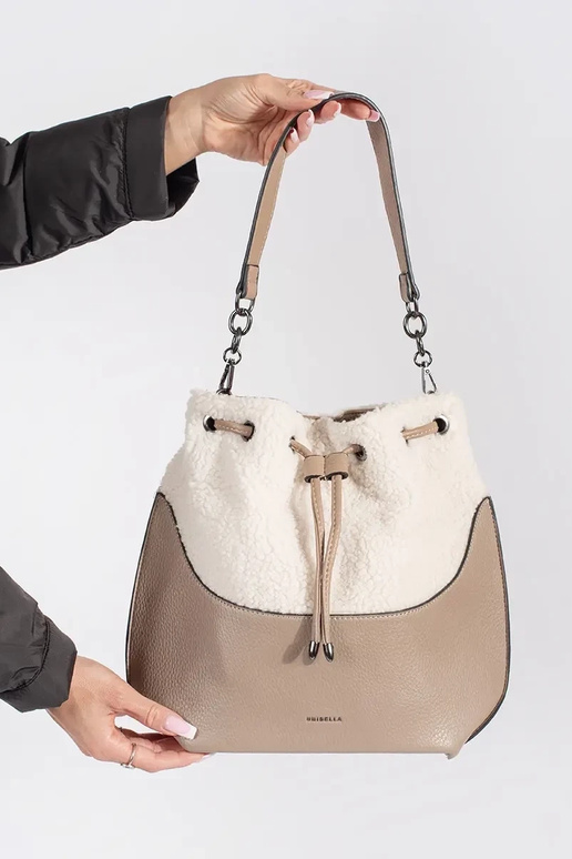 Elegant handbag with fur in ivory