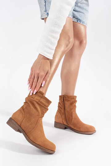Brown cowboy boots 2
