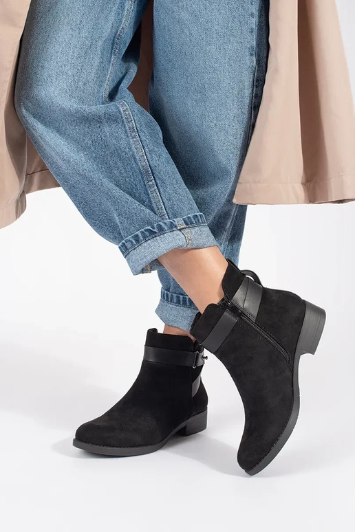 Women's black suede boots with... Women's black suede boots with...
