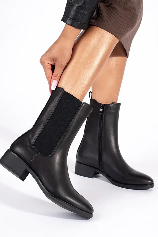 black Women's shoes on a low post black Women's shoes on a low post