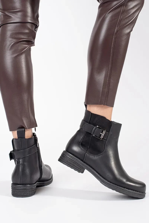 Women's low-heeled shoes with buckles...