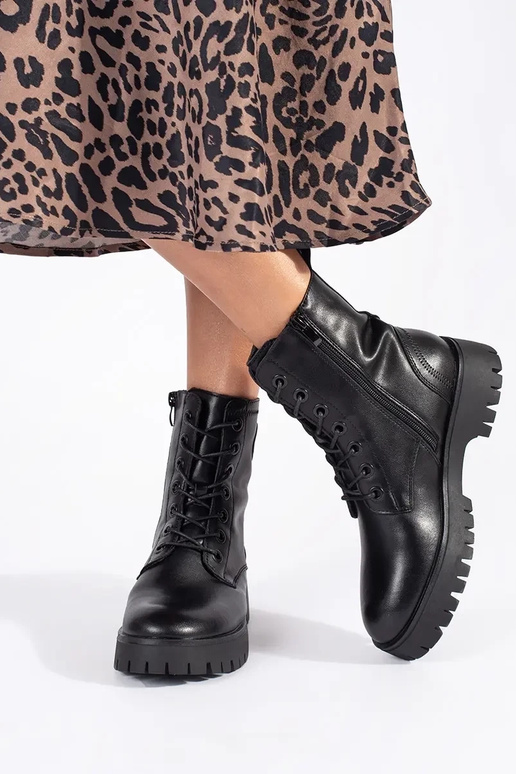 Black lace-up women's platform shoes... Black lace-up women's platform shoes...