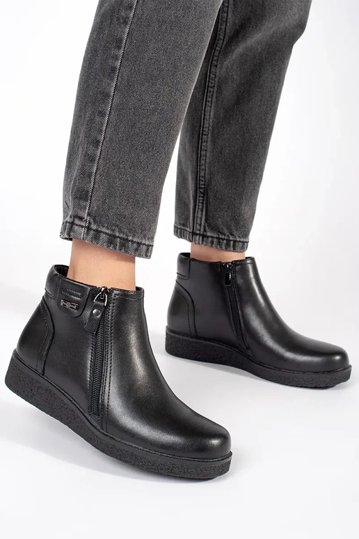 Black comfortable leather shoes... Black comfortable leather shoes...