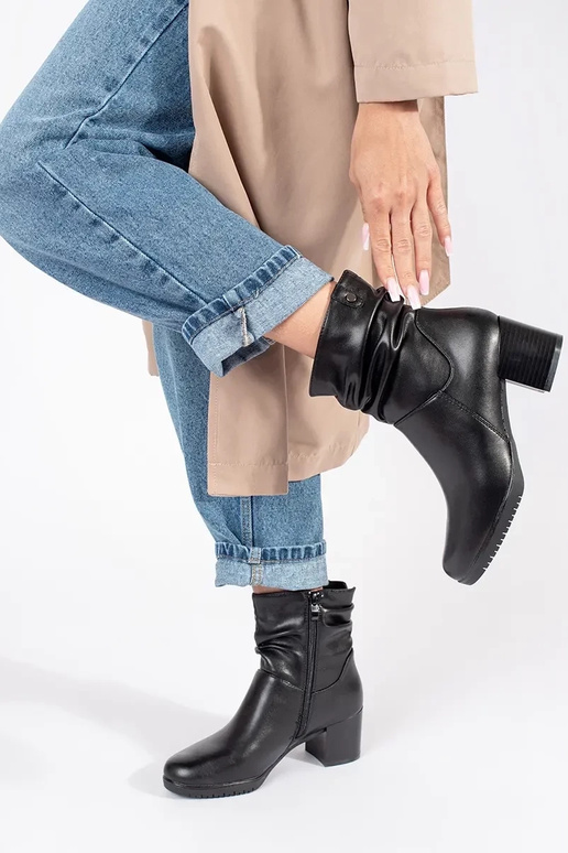 black leather women's heeled boots... black leather women's heeled boots...